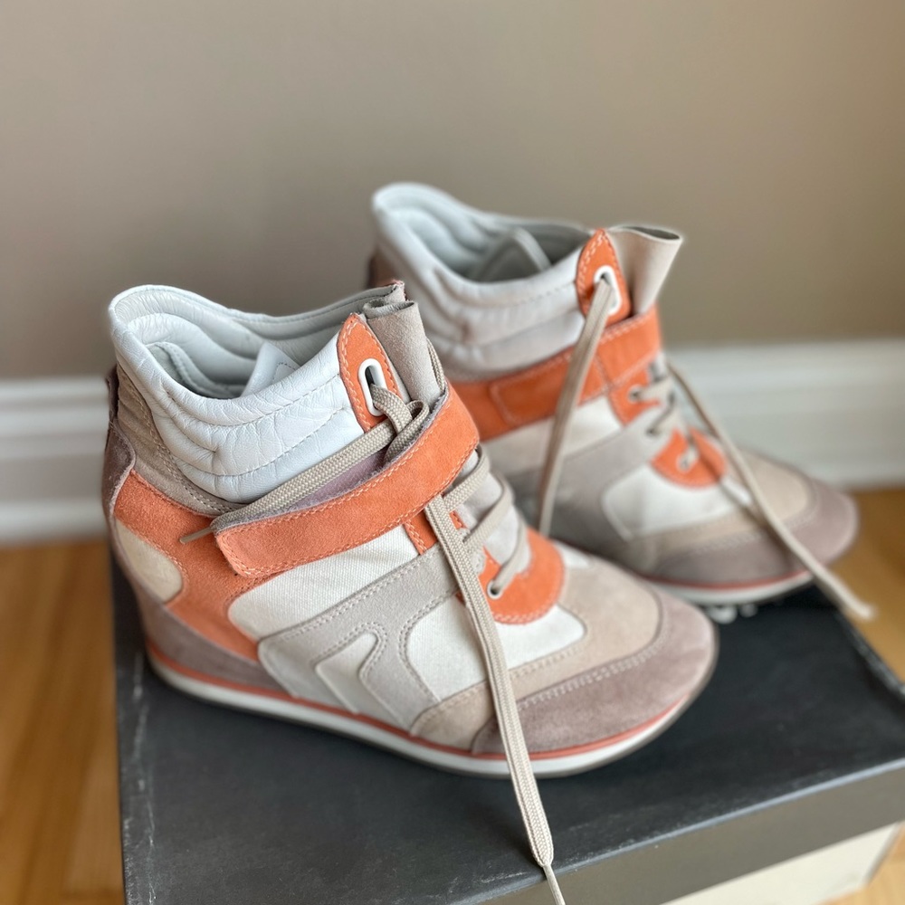 Geox Wedge size 39/8.5